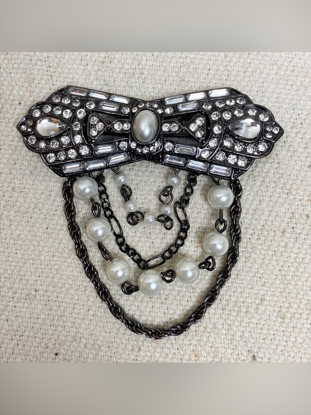 Vintage-art deco Inspired Gunmetal Pearled Bow Brooch w chain faux Pearl swag